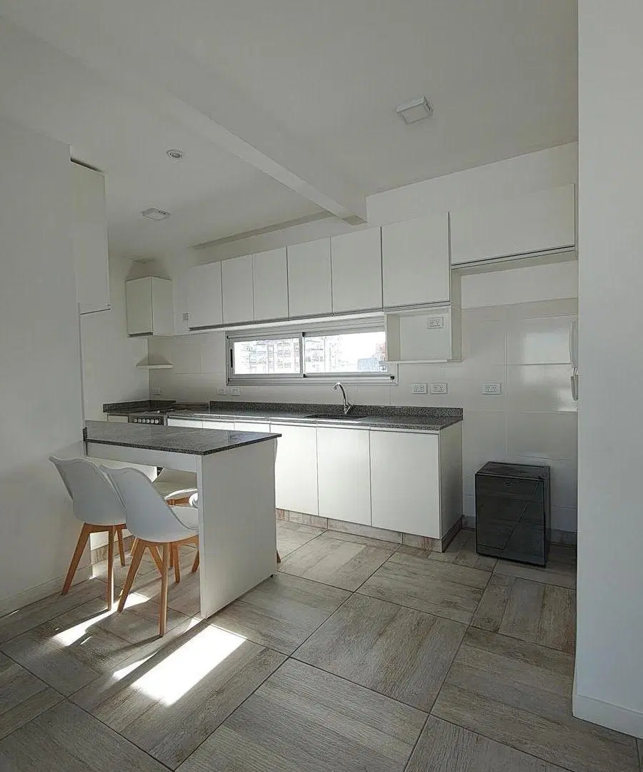 Departamento piso alto con amplia vista en Núñez 2