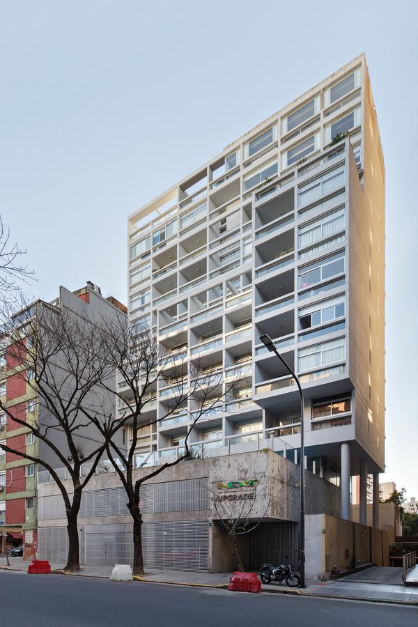 Departamento piso alto con amplia vista en Núñez