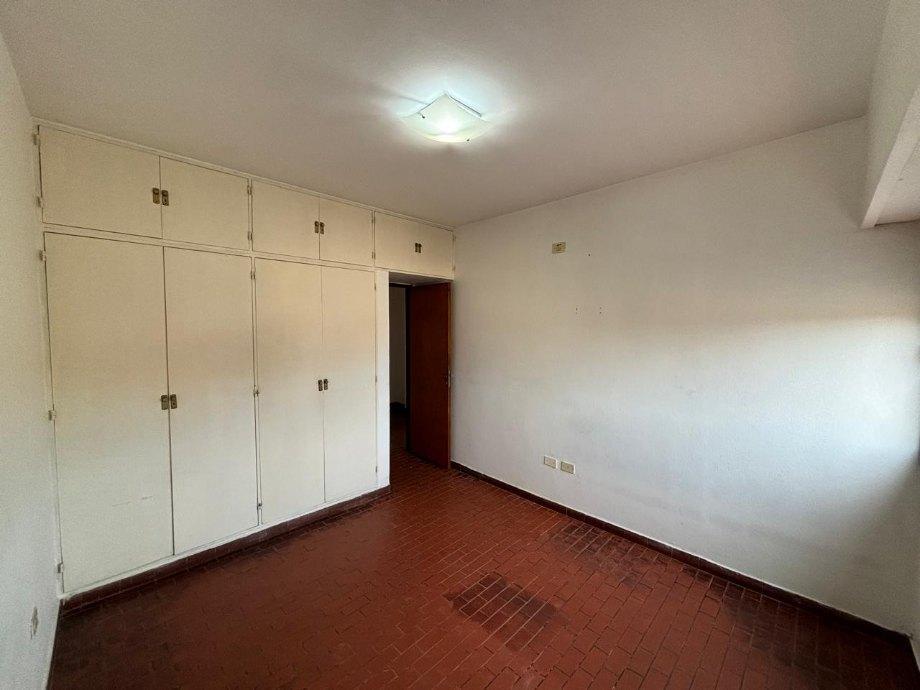 Foto de DEPARTAMENTO DE 2 AMBIENTES AMPLIO ( MUY LUMINOSO), imagen 2