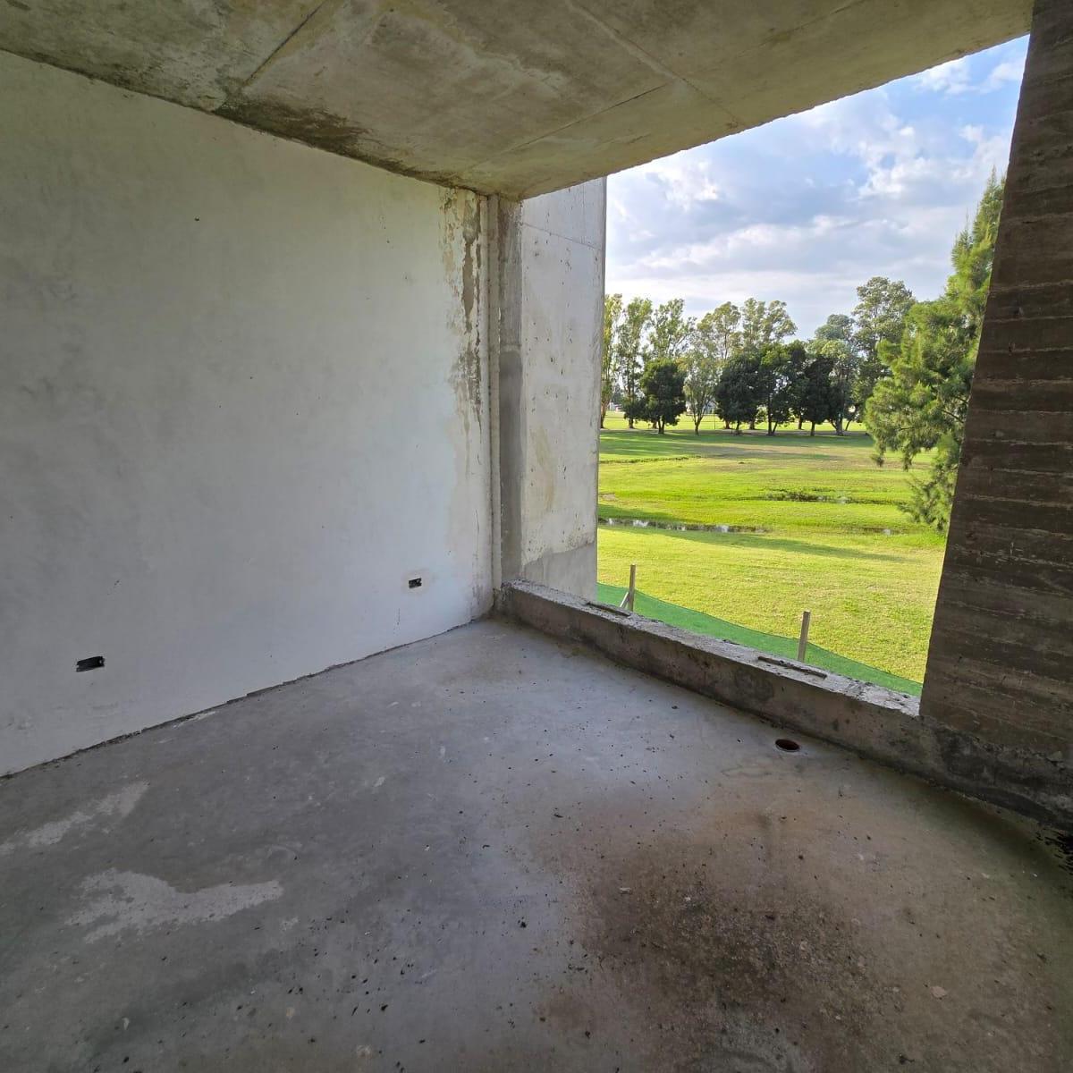 Foto de CASA A TERMINAR EN VENTA EN IMPONENTE CLUB DE CAMPO "AREA 60", imagen 3