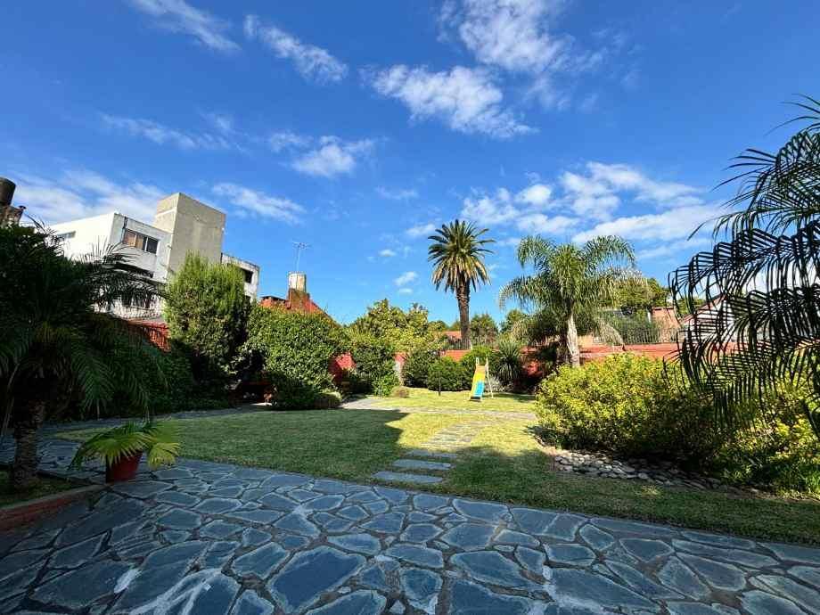 Hermoso Chalet de Categoría en Bernal 5