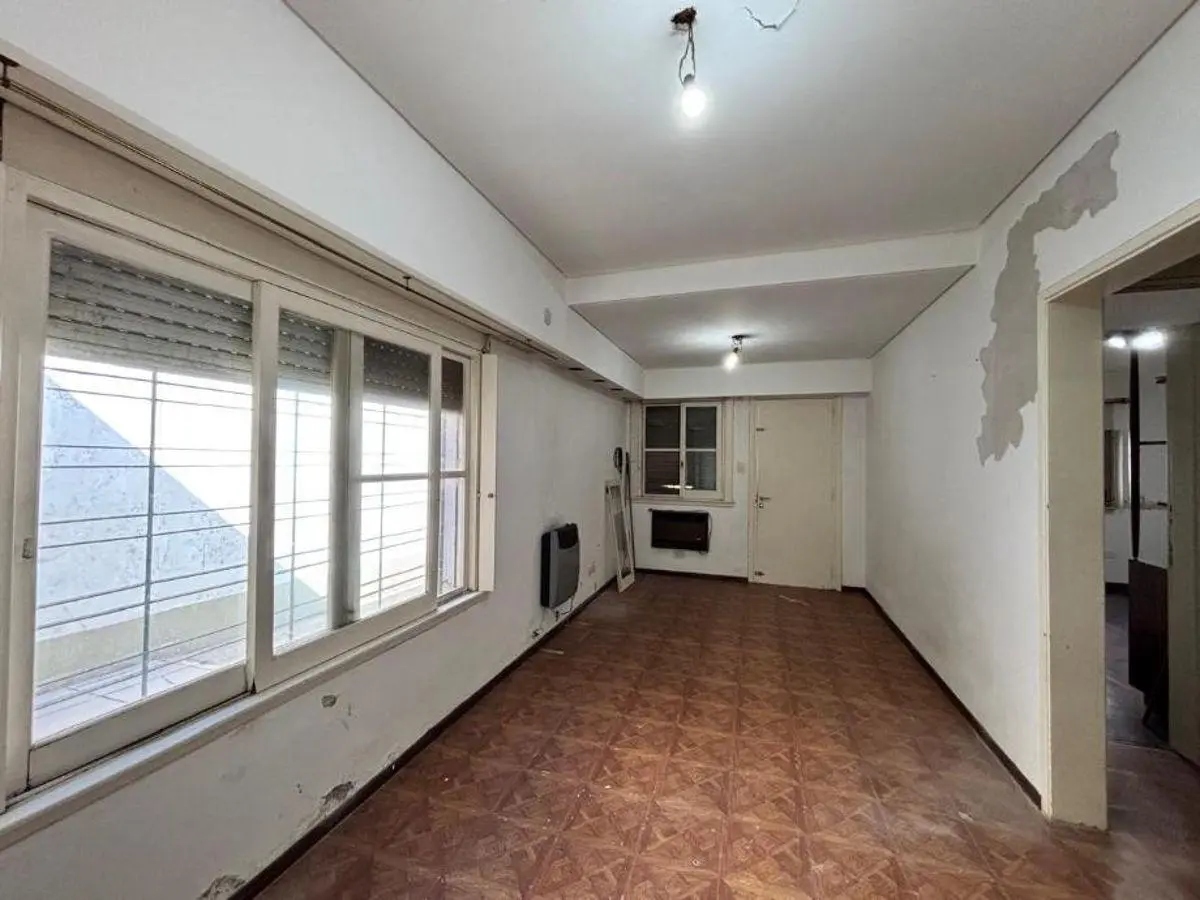 IMPORTANTE PROPIEDAD - 3 UNIDADES EN BLOCK SOBRE LOTE PROPIO - EXCELENTE ZONA DE BERNAL 5