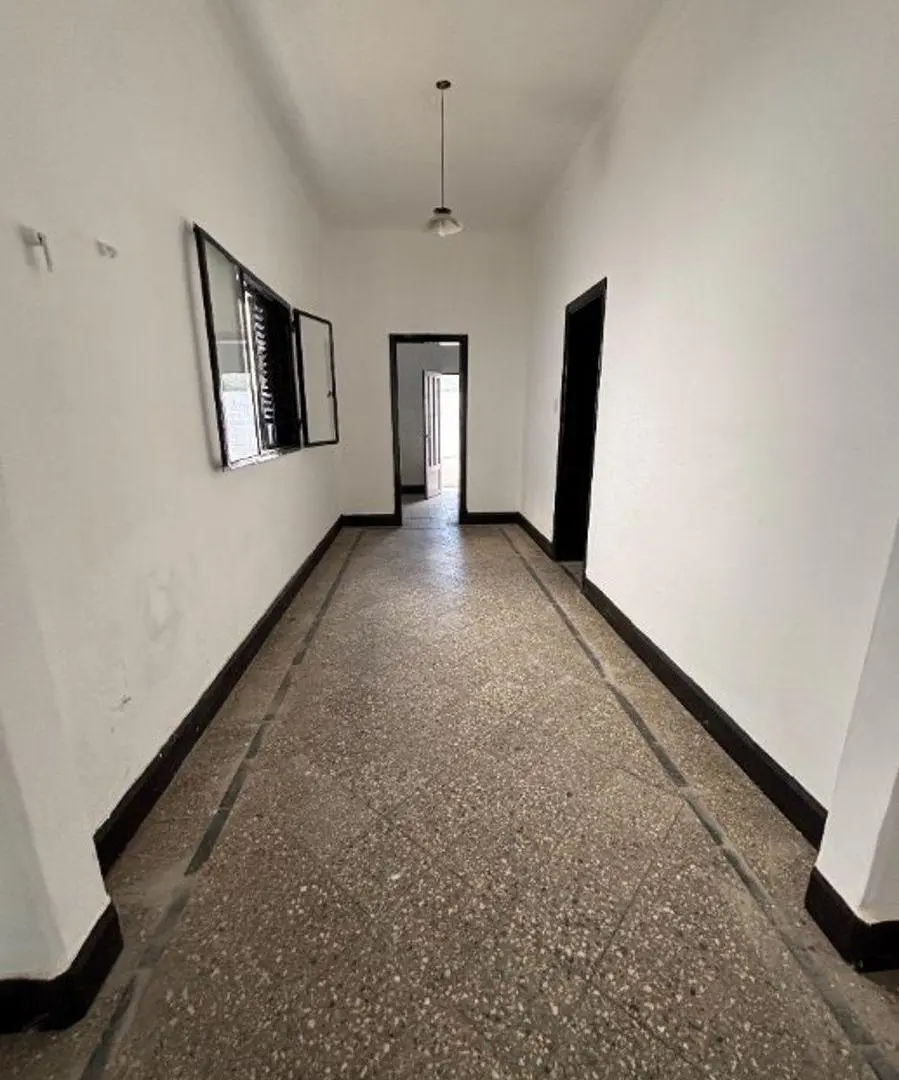 VENTA DE DOS CASAS EN CONJUNTO CON PATIO EN QUILMES CENTRO (EXCELENTE UBICACIÓN) 3
