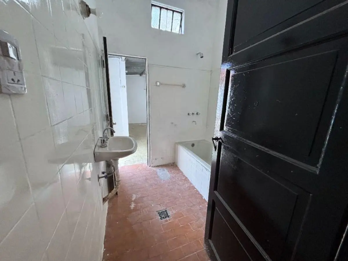 VENTA DE DOS CASAS EN CONJUNTO CON PATIO EN QUILMES CENTRO (EXCELENTE UBICACIÓN) 5