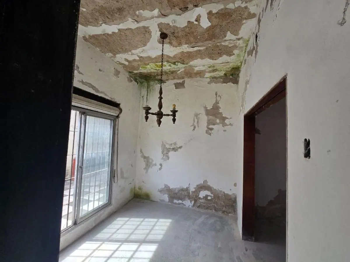 DEPARTAMENTO TIPO CASA EN VENTA EN MUY BUENA UBICACION 3