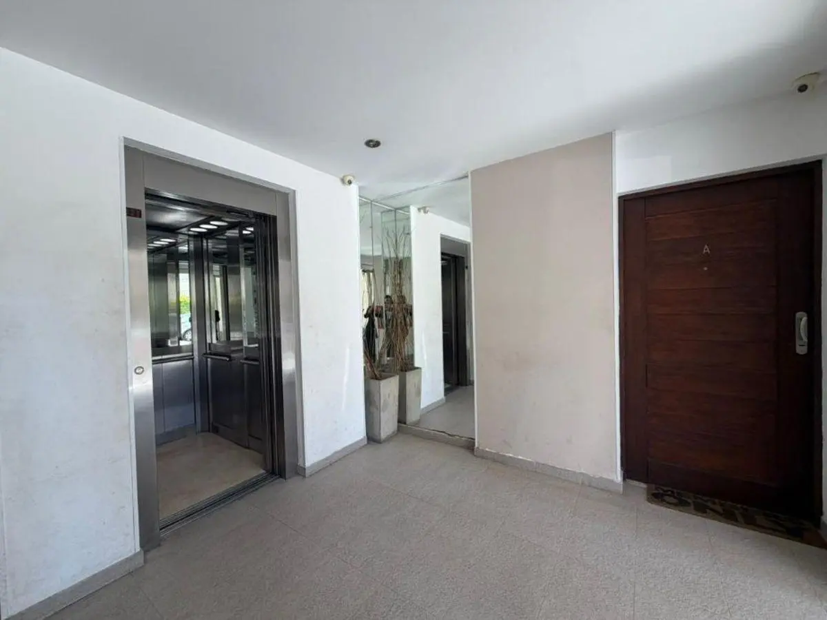 PISO DE 5 AMBIENTES A METROS DE AV. MITRE - DOBLE COCHERA - SUM - AMPLIOS AMBIENTES. 1