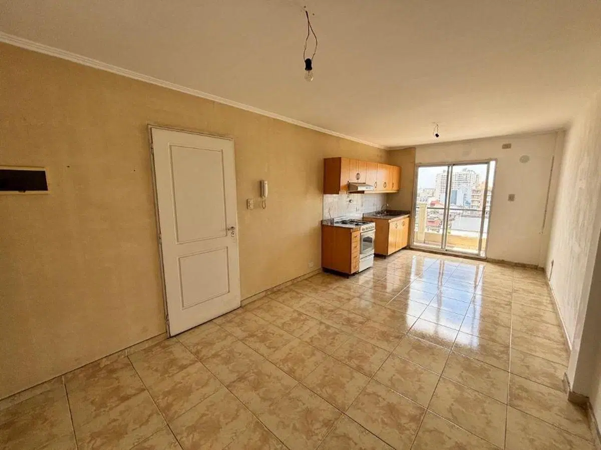 Departamento 2 Ambientes Moderno con Doble Balcón y Vista Abierta 2