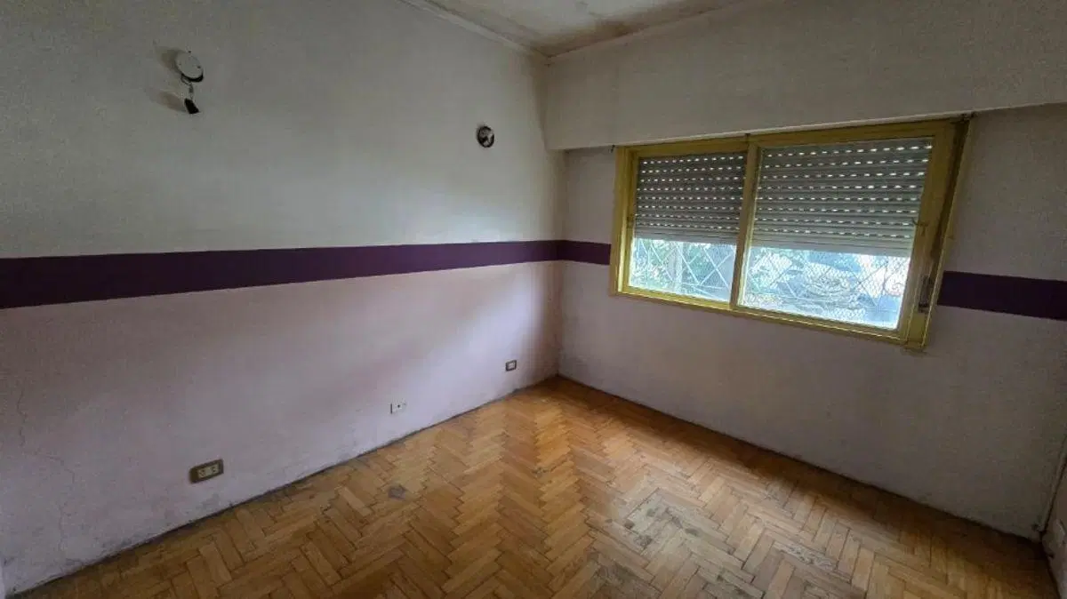 DEPARTAMENTO TIPO CASA DE 3 AMBIENTES AL FRENTE (INDEPENDIENTE DE LA CALLE) 2