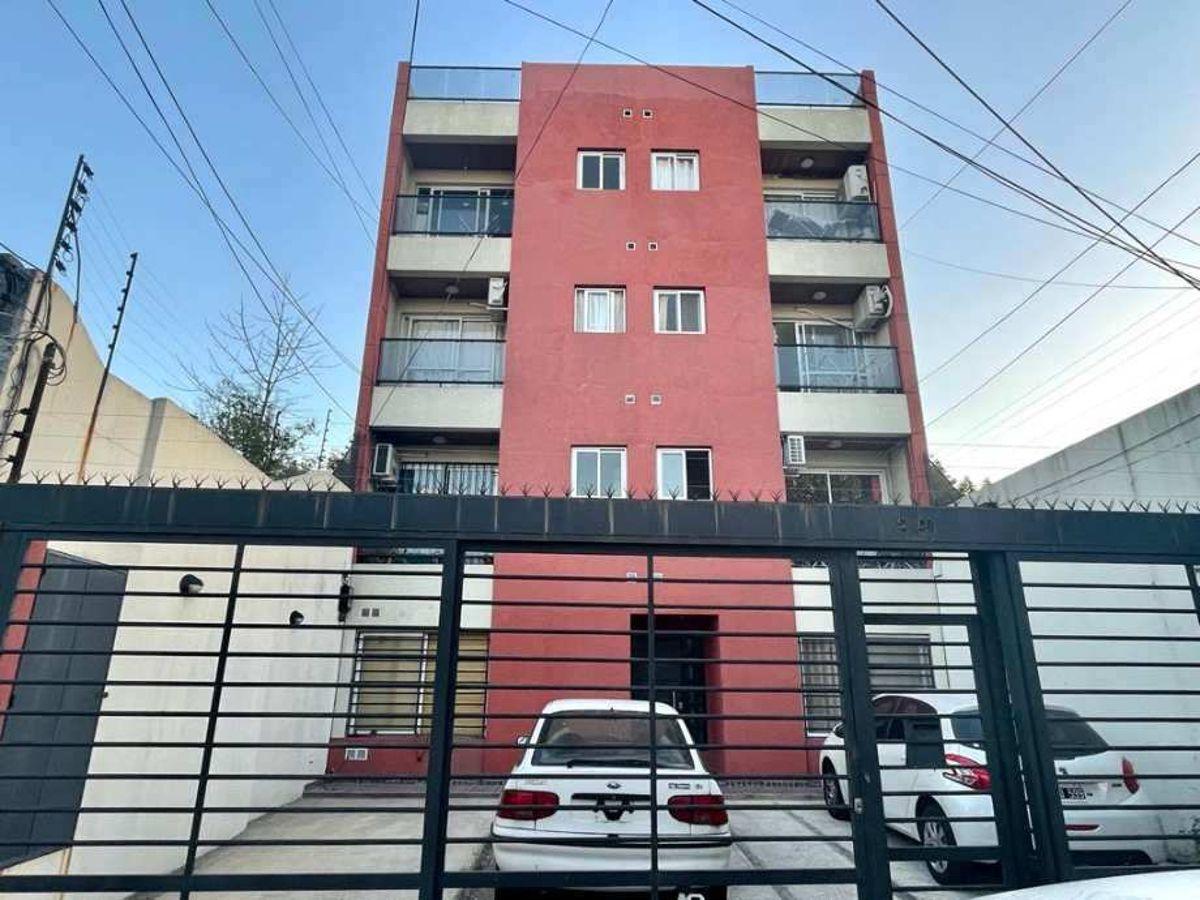 DEPARTAMENTO EN ALQUILER CON TERRAZA PROPIA!