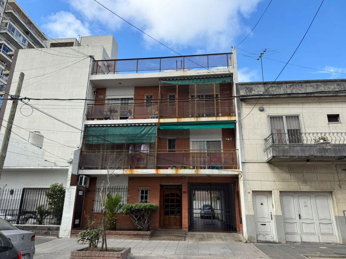 DEPARTAMENTO EN ALQUILER CON MUY BUENA UBICACION.