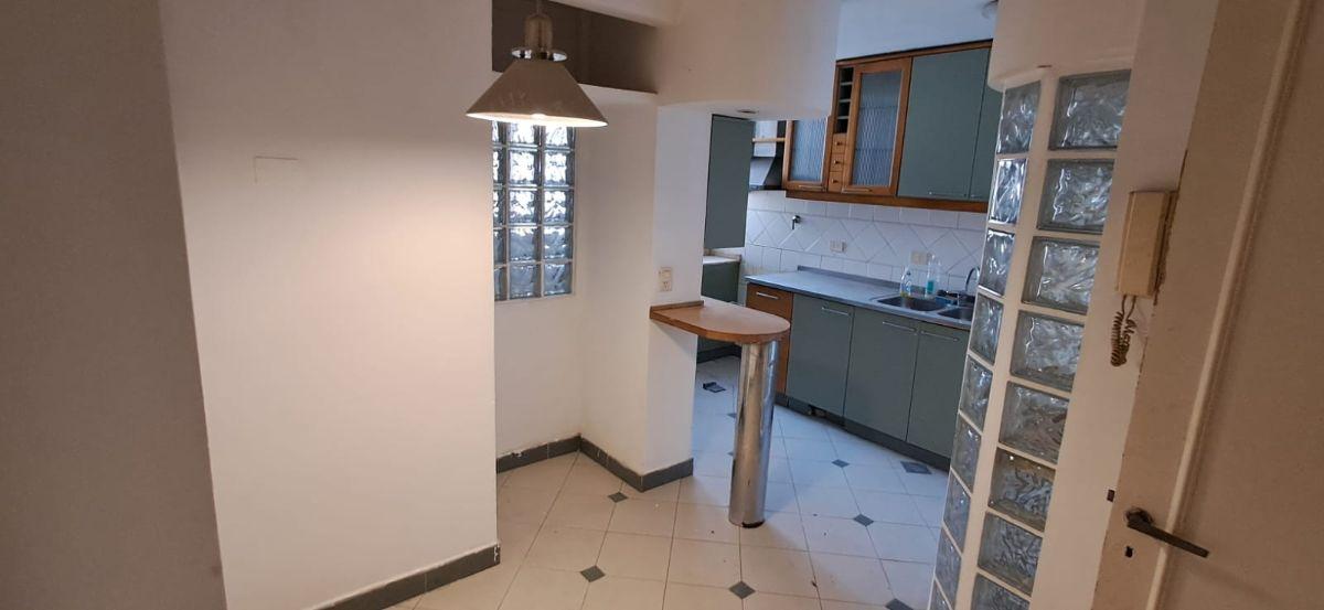 Foto de DEPARTAMENTO DE 3 AMBIENTES EN ALQUILER EN AVELLANEDA CENTRO, imagen 4