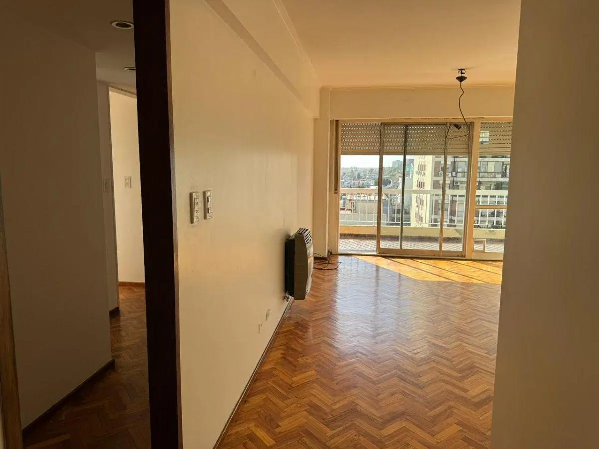 DEPARTAMENTO EN ALQUILER EN TORRES DE PREFECTURA. 3
