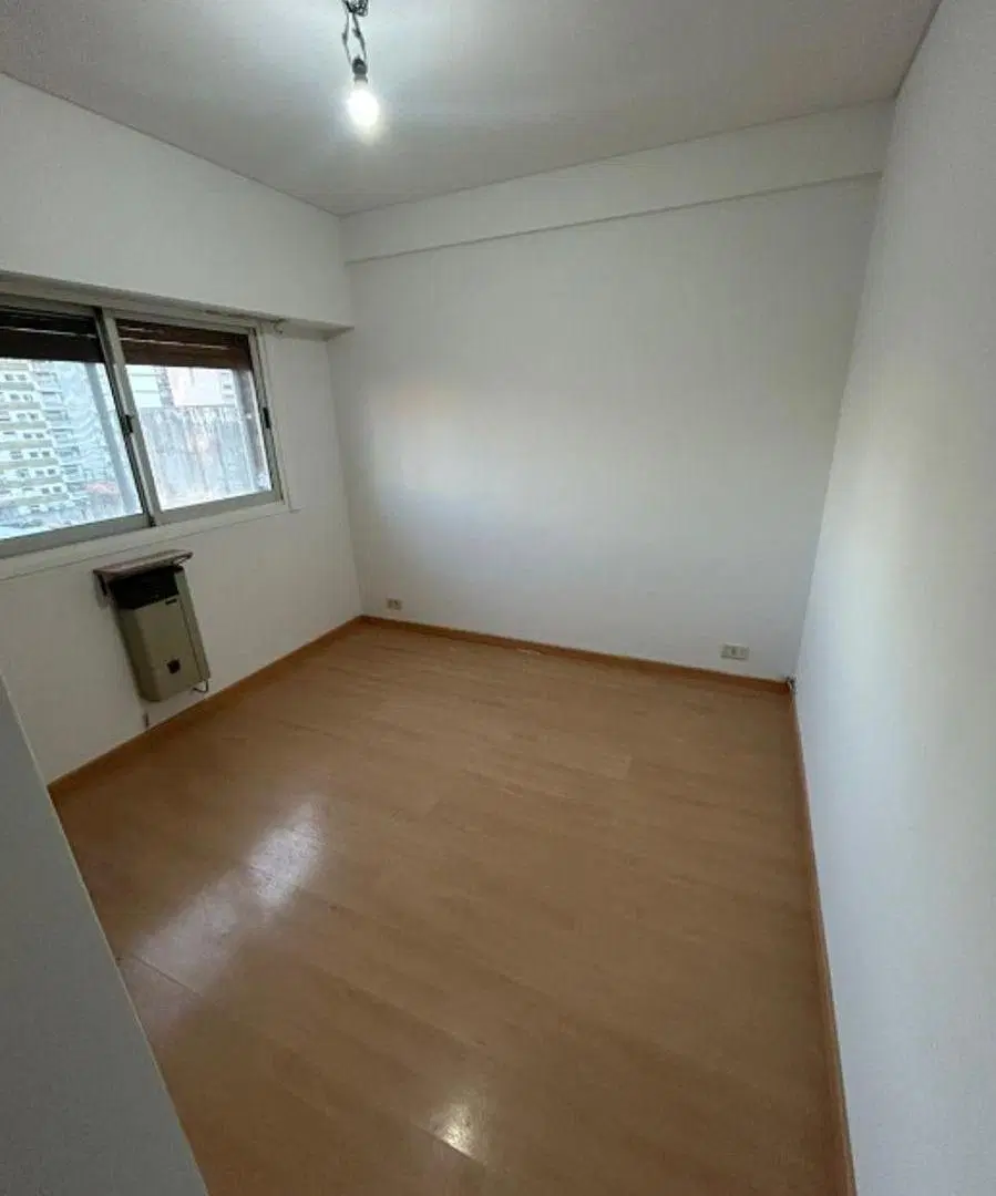 DEPARTAMENTO DE 3 AMBIENTES CON COCHERA EN QUILMES CENTRO. 3