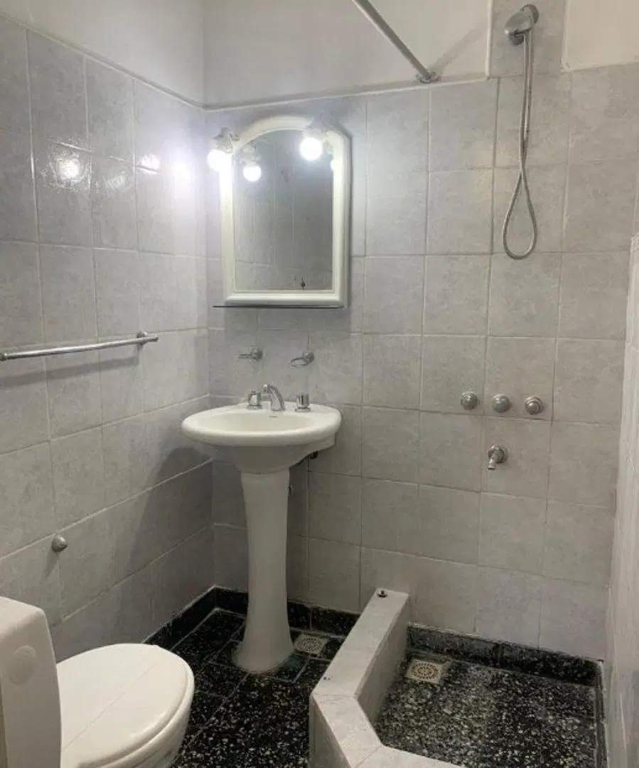 DEPARTAMENTO TIPO CASA DE 1 AMBIENTES (INDEPENDIENTE DE LA CALLE) 8