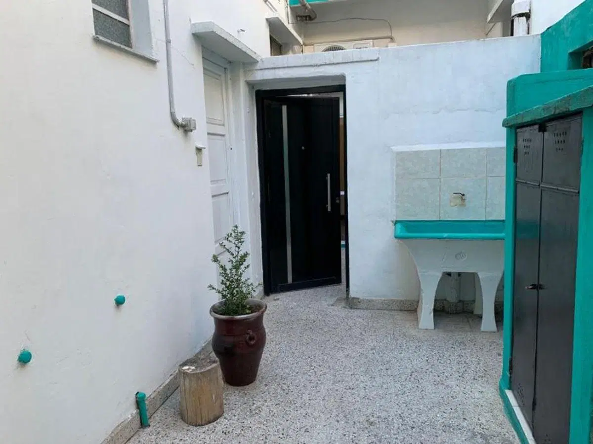 DEPARTAMENTO TIPO CASA DE 2 AMBIENTES CHICO (FRENTE A LA ESTACION DE WILDE) 5