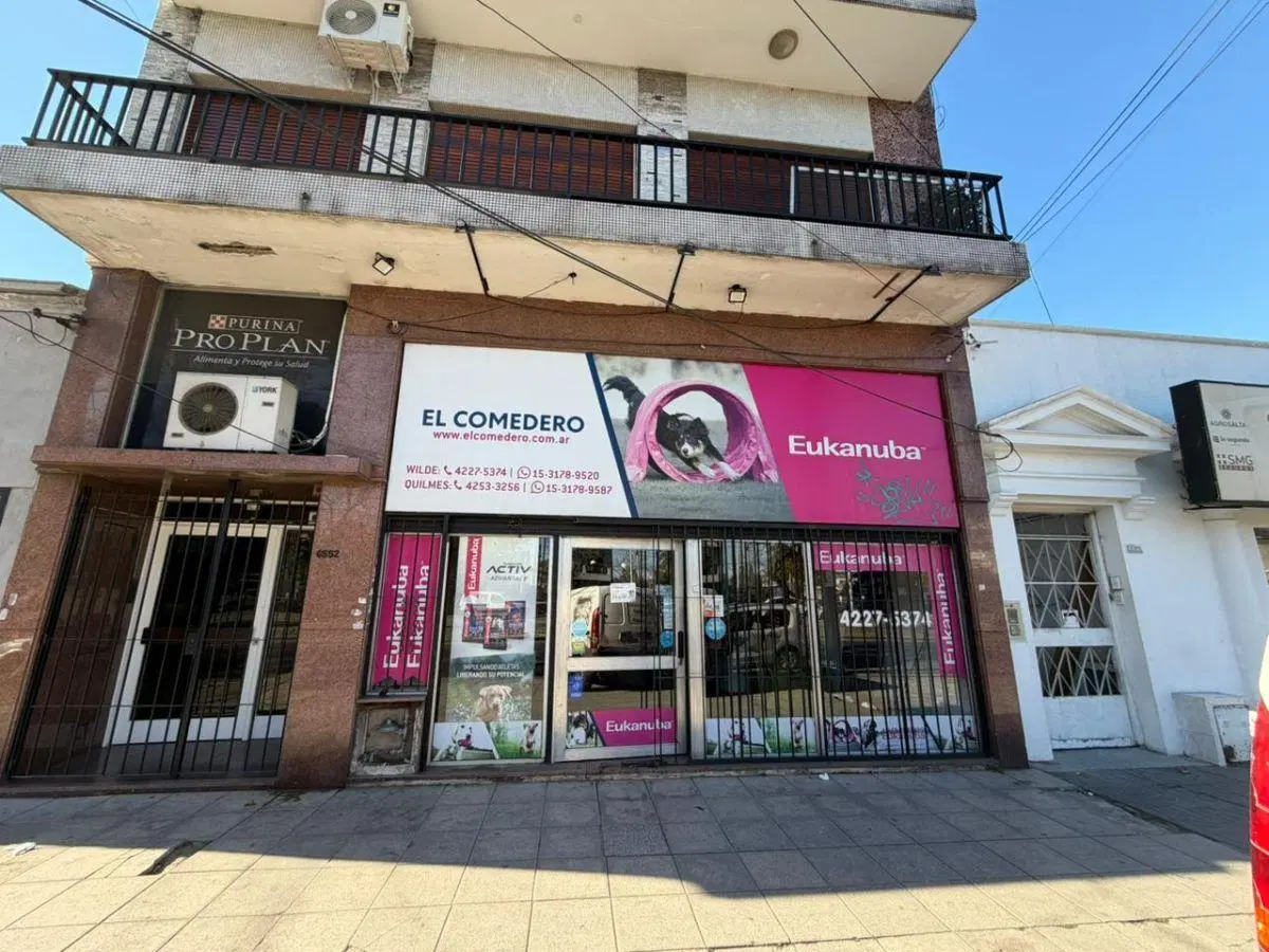 EXCELENTE PROPIEDAD COMERCIAL EN BLOCK ( AMPLIO LOCAL Y DEPARTAMENTO CON FONDO PARQUIZADO) 4