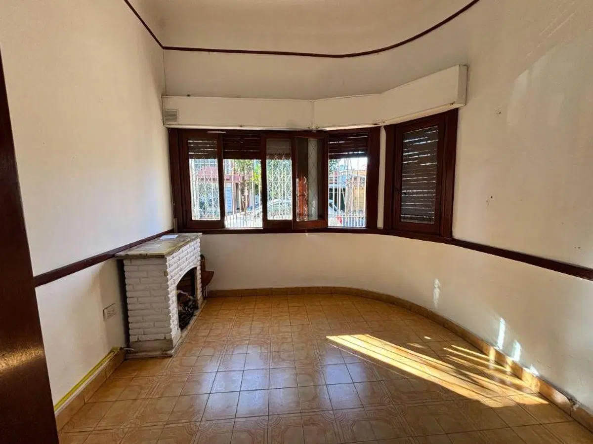 ALQUILER CASA TIPO PH AL FRENTE (PARA USO PROFESIONAL) 3