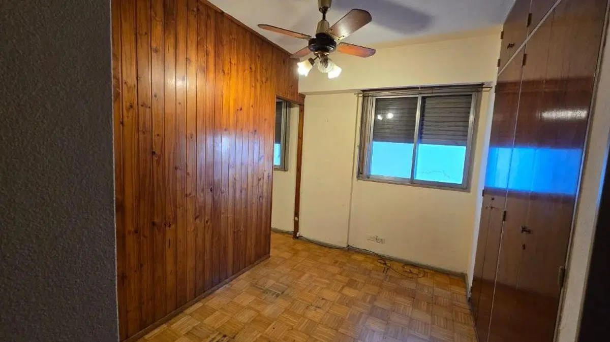 DEPARTAMENTO EN EDIFICIO DE UN AMBIENTE AMPLIO EN ALQUILER. 2