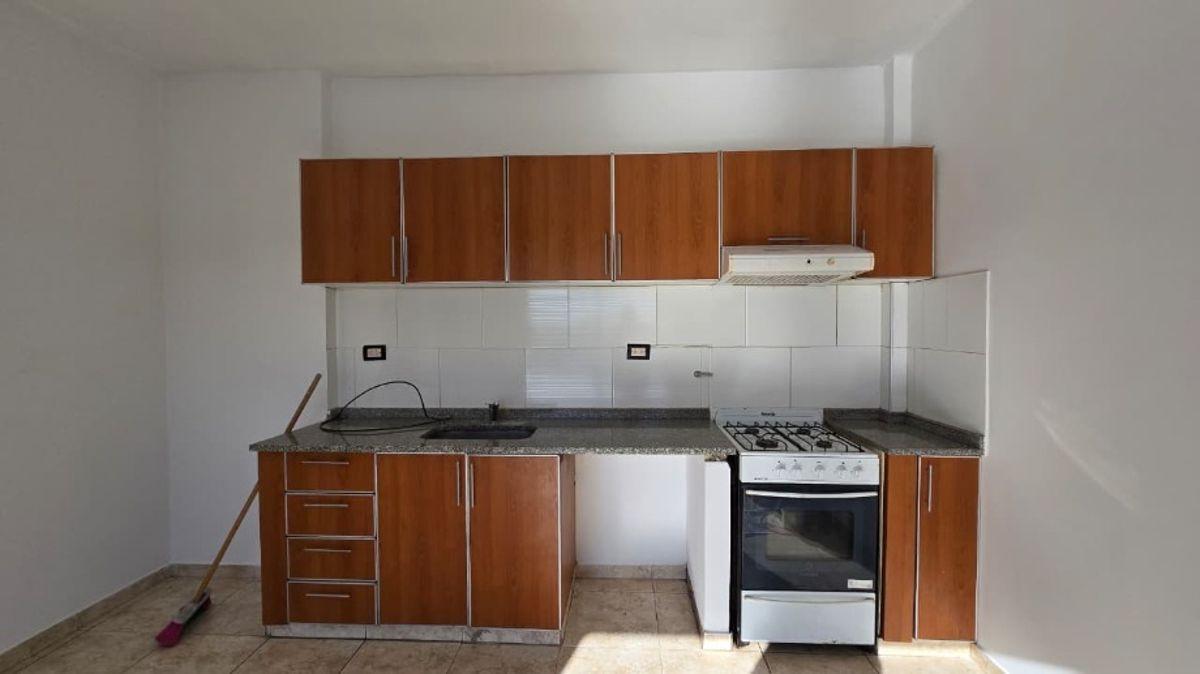 Foto de HERMOSO DEPARTAMENTO DE 2 AMBIENTES MODERNO CON TERRAZA (VISTA AL, imagen 4