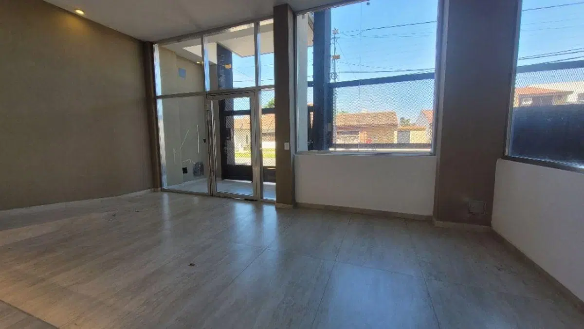 HERMOSO DEPARTAMENTO DE 3 AMBIENTES MODERNO CON 2 AÑOS DE ANTIGUEDAD) 2