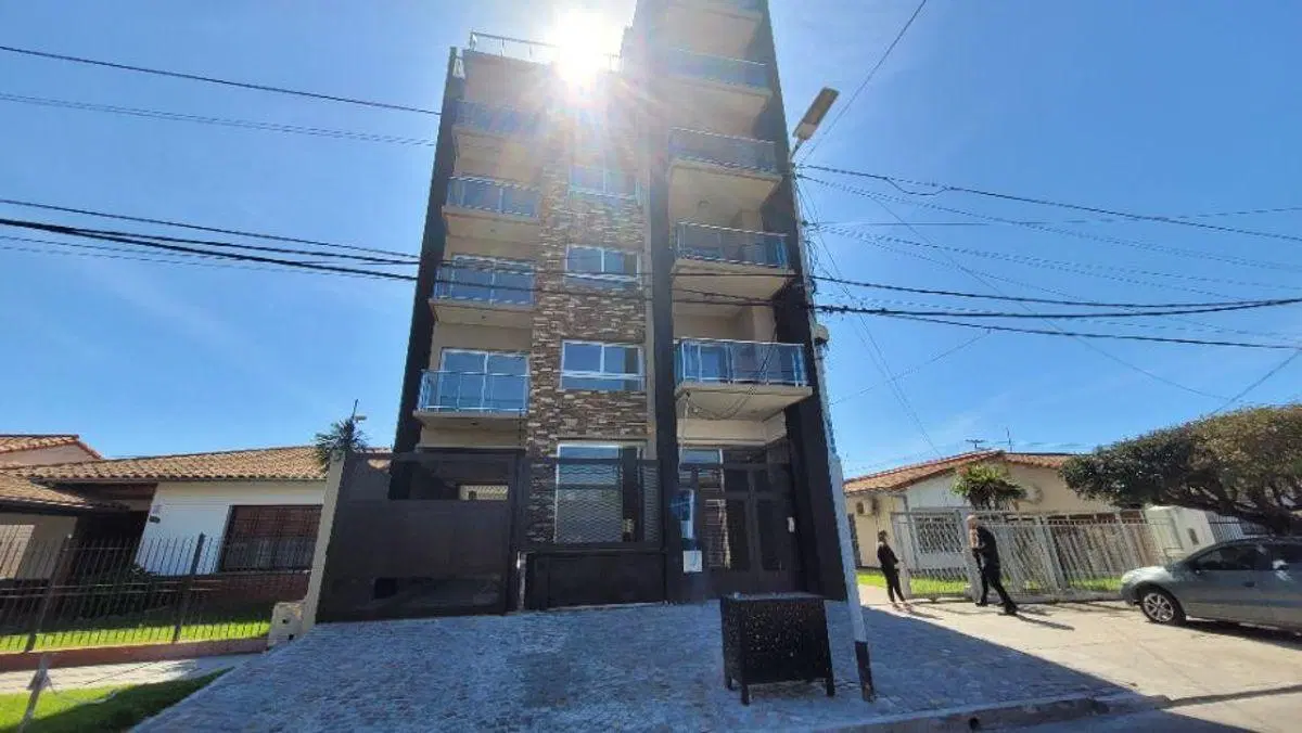 HERMOSO DEPARTAMENTO DE 3 AMBIENTES MODERNO CON 2 AÑOS DE ANTIGUEDAD) 5