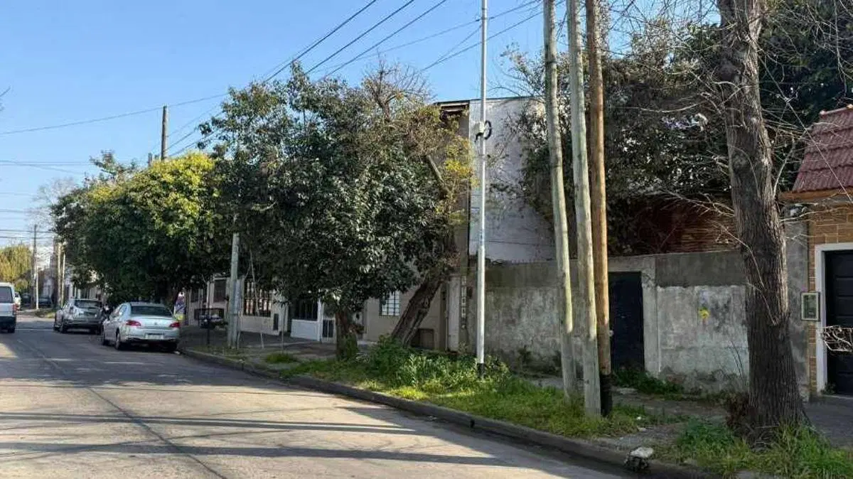 Lote en venta en Sarandí - Excelente ubicación a metros de Av. Belgrano 3