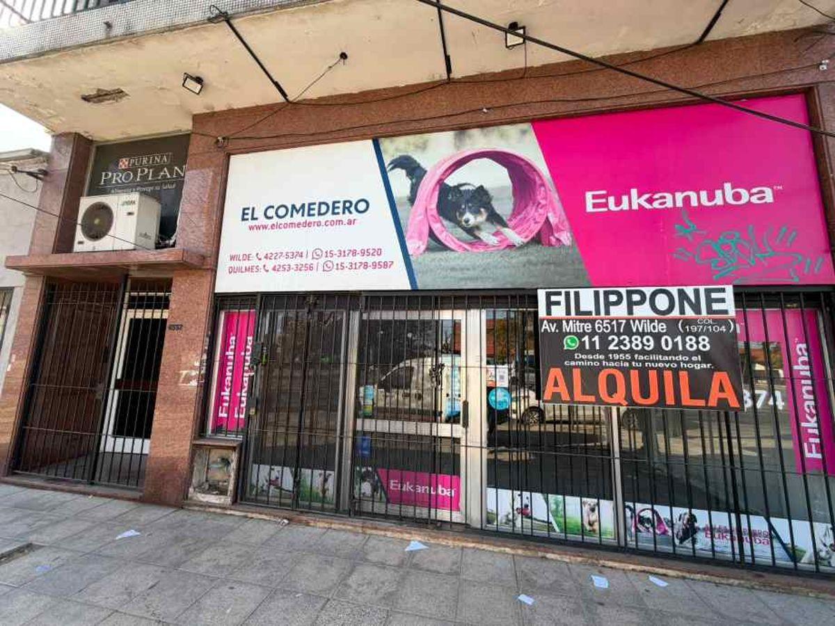 Foto de DEPARTAMENTO TIPO CASA CON LOTE GRANDE EN ALQUILER SOBRE AVENIDA MITRE., imagen 5