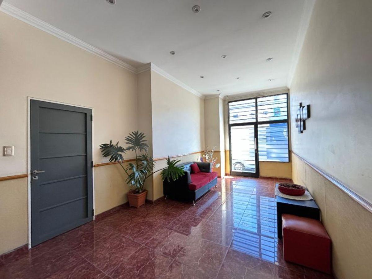 Foto de HERMOSO DEPARTAMENTO DE 2 AMBIENTES MODERNO AL CONTRAFRENTE SOBRE AV, imagen 2