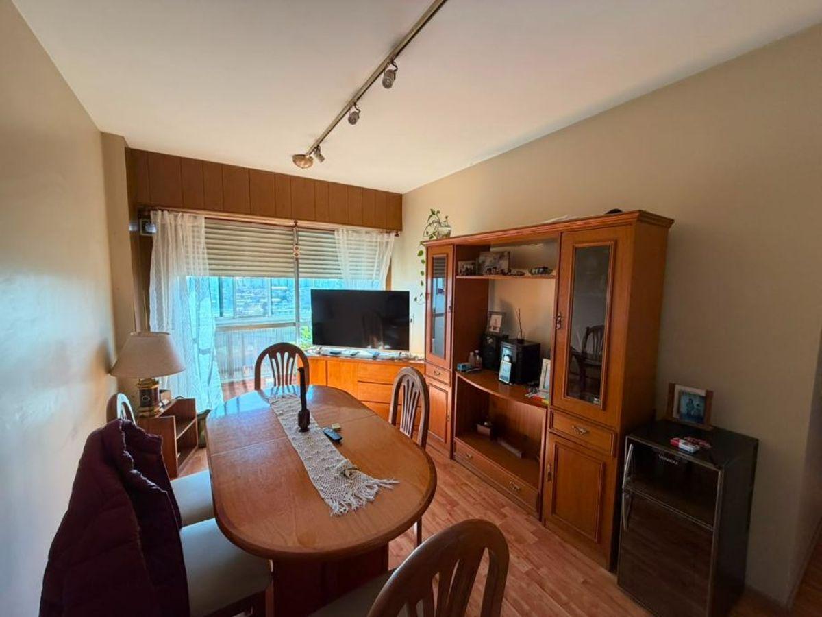 Foto de DEPARTAMENTO EN VENTA DE 3 AMBIENTES AL FRENTE EN WILDE CENTRO., imagen 2