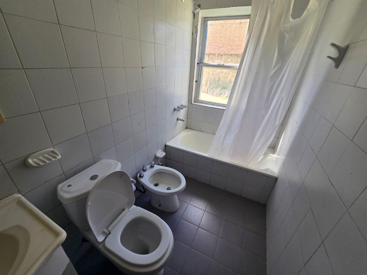Foto de DEPARTAMENTO DE 2 AMBIENTES EN ALQUILER (EN TORRES DEL SUR), imagen 4