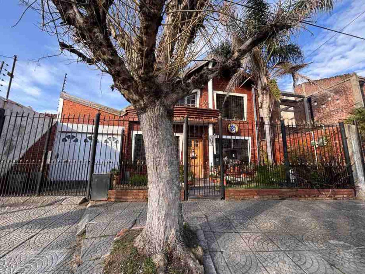 Foto de CASA EN VENTA EN BARRIO COOPERARIOS - QUILMES OESTE EXCELENTE, imagen 5