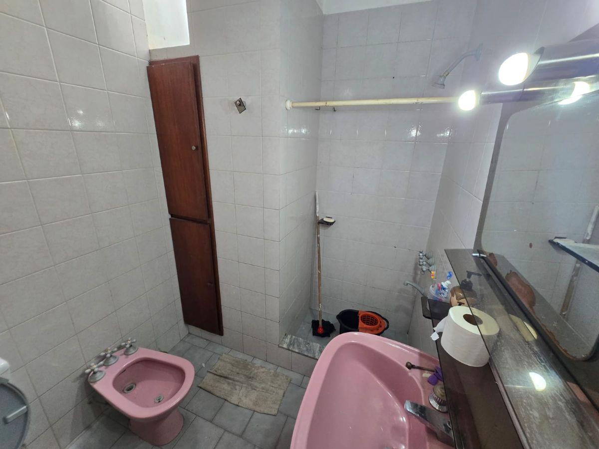 Foto de DEPARTAMENTO TIPO CASA APTO CREDITO EN WILDE CENTRO (A MTS. DE FABIAN, imagen 2