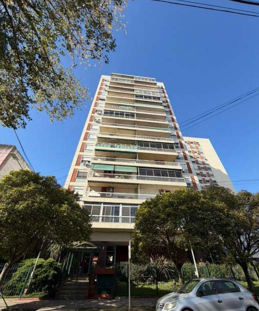 Foto de DEPARTAMENTO DE 4 AMBIENTES EN TORRES DE PREFECTURA, imagen 1