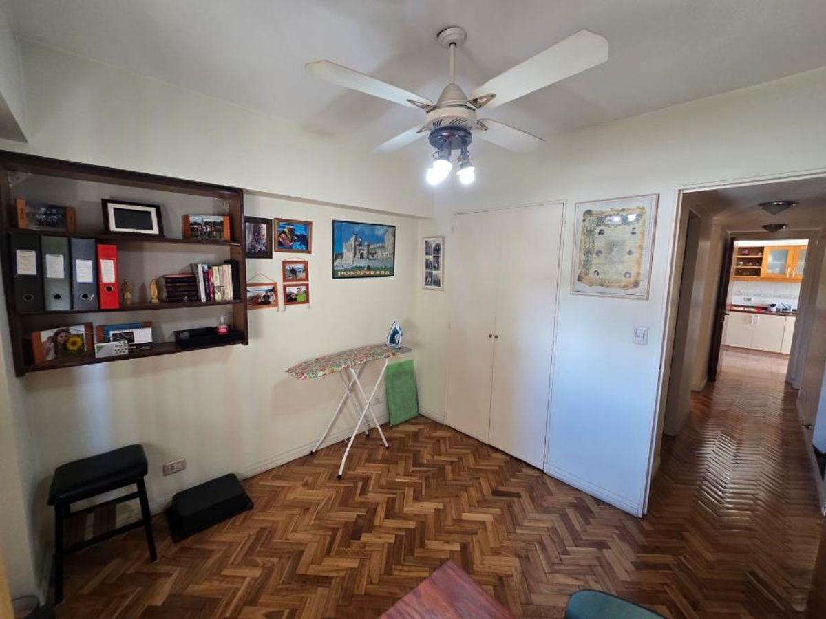 Foto de DEPARTAMENTO DE 4 AMBIENTES AMPLIO EN VENTA EN LAS TORRES DE PREFECTURA., imagen 4
