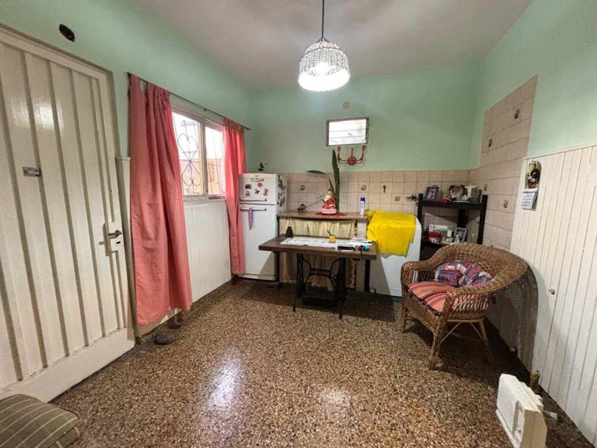 Foto de LOTE EN VENTA EN BERNAL ESTE - EXCELENTE POTENCIAL PARA INVERSIÓN O, imagen 3