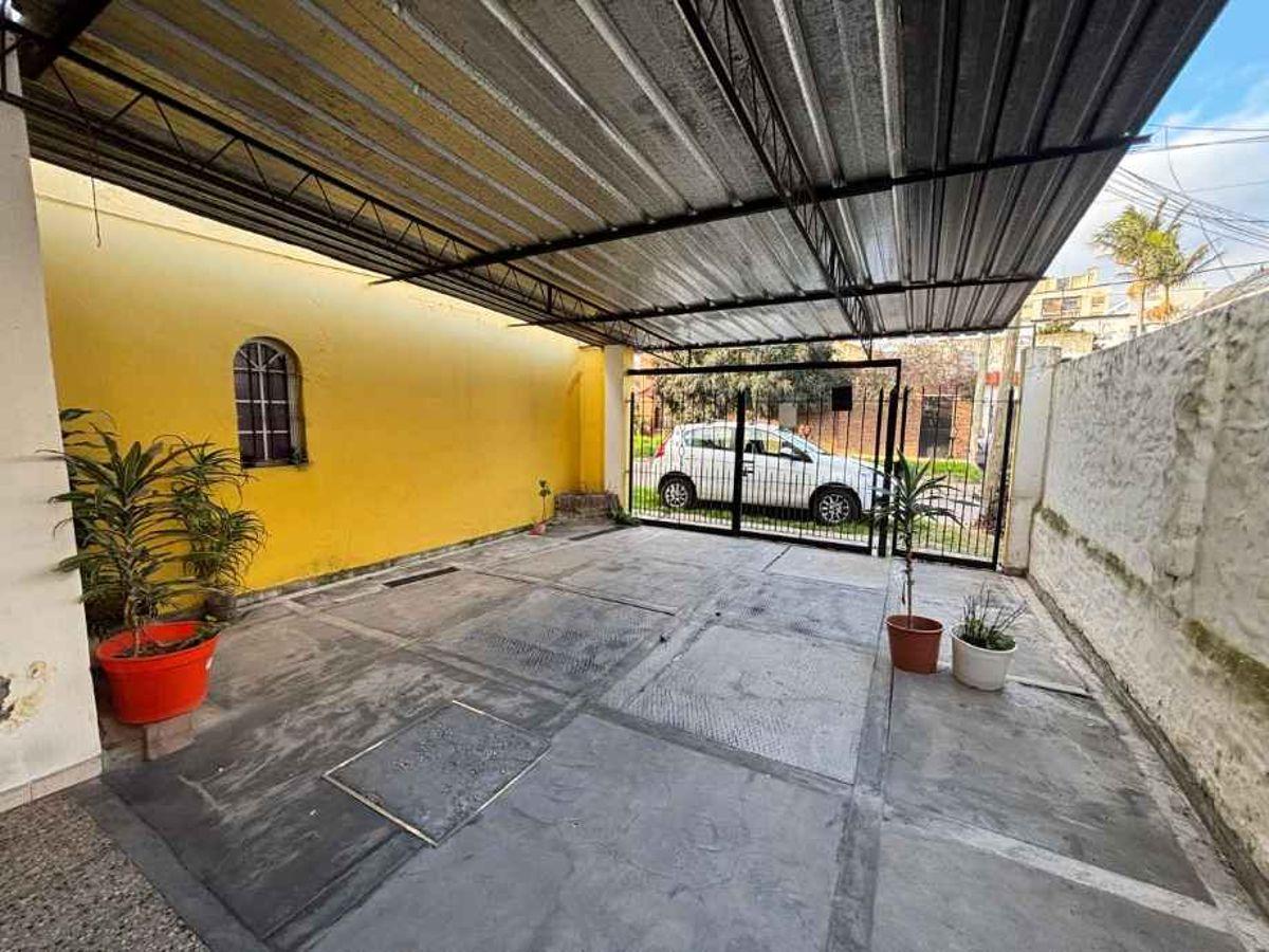 Foto de LOTE EN VENTA EN BERNAL ESTE - EXCELENTE POTENCIAL PARA INVERSIÓN O, imagen 4