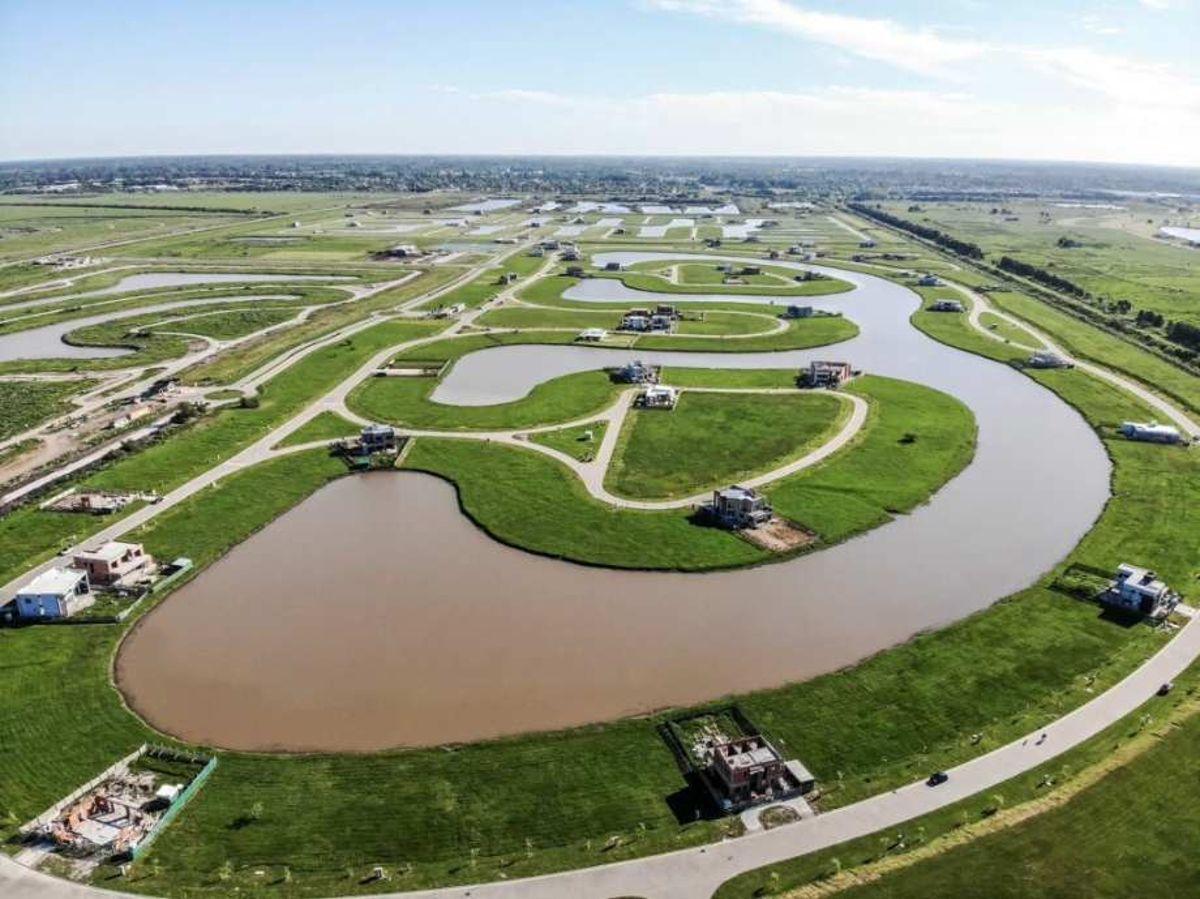 Foto de LOTE EN VENTA EN VILLALOBOS - PUEBLOS DEL PLATA, imagen 5