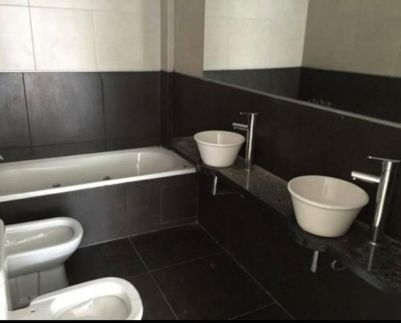 Venta - Departamento - 4 Ambientes - Belgrano - Dependencia y Cochera 2