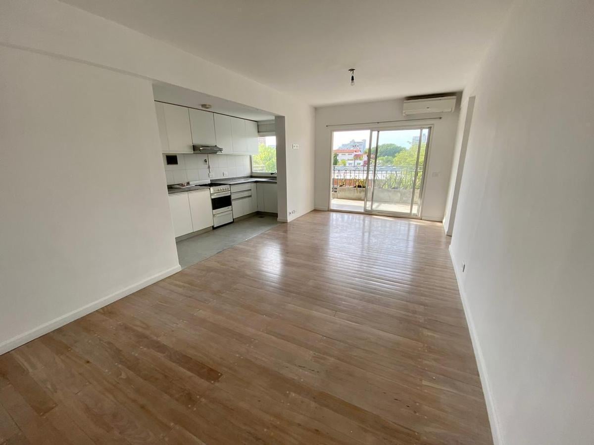 Foto de VENTA -DEPARTAMENTO- TRES AMBIENTES - BELGRANO - CON COCHERA Y FULL, imagen 5