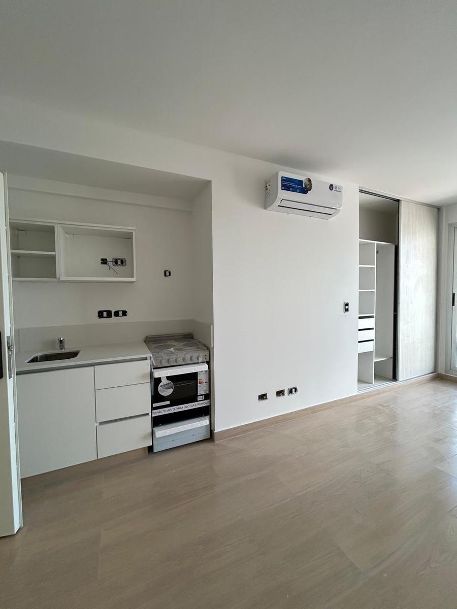 Foto de VENTA - DEPARTAMENTO - MONOAMBIENTE CON TERRAZA PROPIA - BELGRANO A, imagen 5