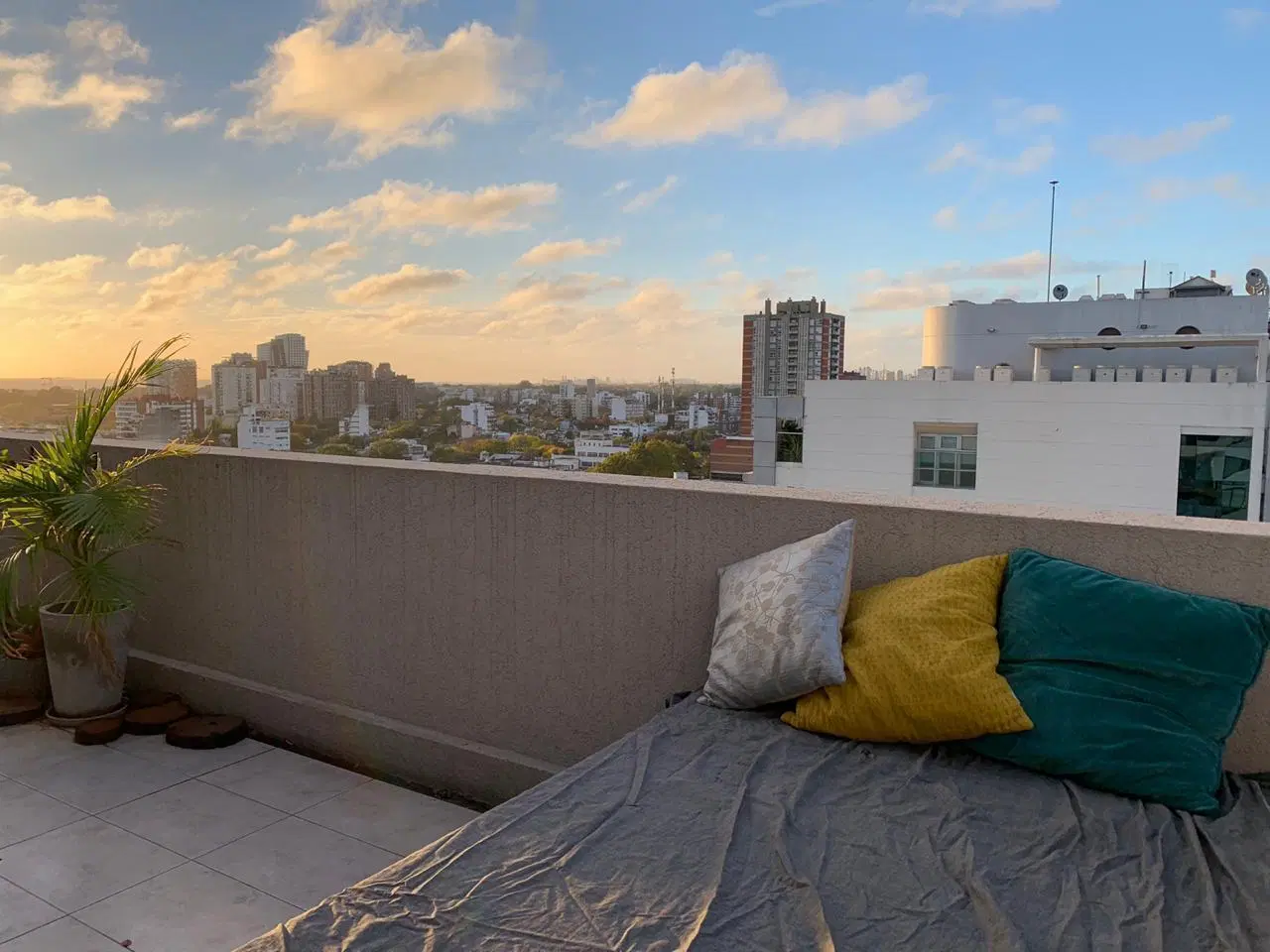 Venta 2 ambientes con terraza y vista rio en Belgrano 5