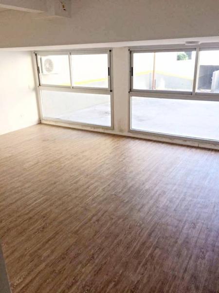 Foto de VENTA DEPARTAMENTO TRES AMBIENTES BELGRANO CON SEGURIDAD., imagen 2