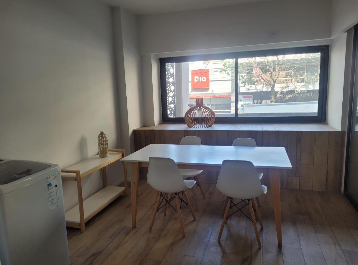 Foto de ALQUILER - DEPARTAMENTO - TRES AMBIENTES - PALERMO - CON COCHERA A, imagen 3