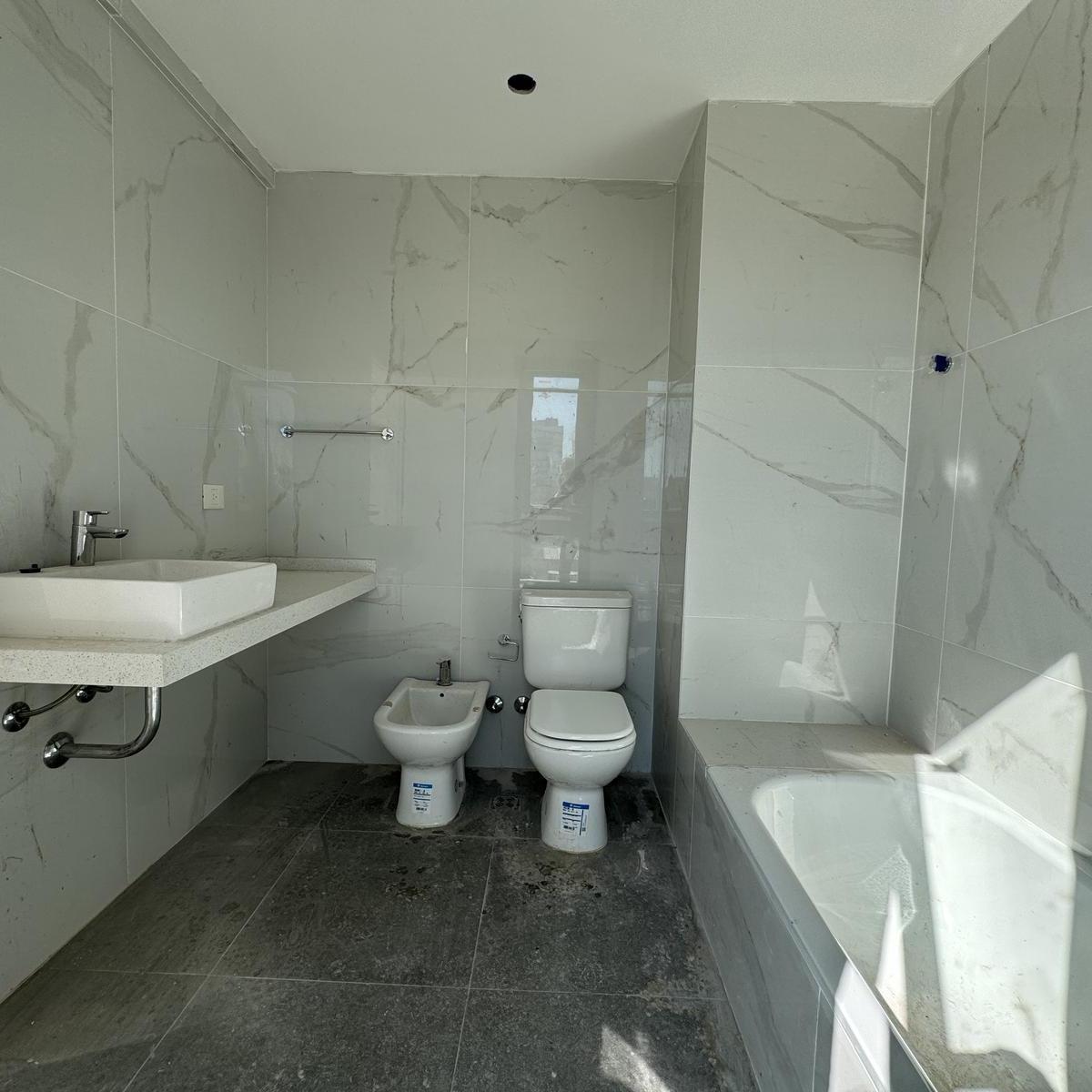 Entrega Inmediata · Blue Cramer · Hermoso 2 Amb Balcón en L · Apto Profesional! 4