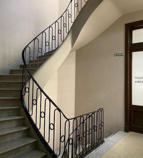 Son 4 oficinas divisibles con entrada independiente · Excelente estado! 3