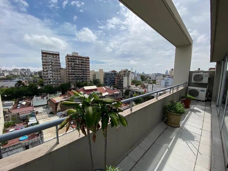 Venta oficina super luminosa edificio corporativo cochera fija 4