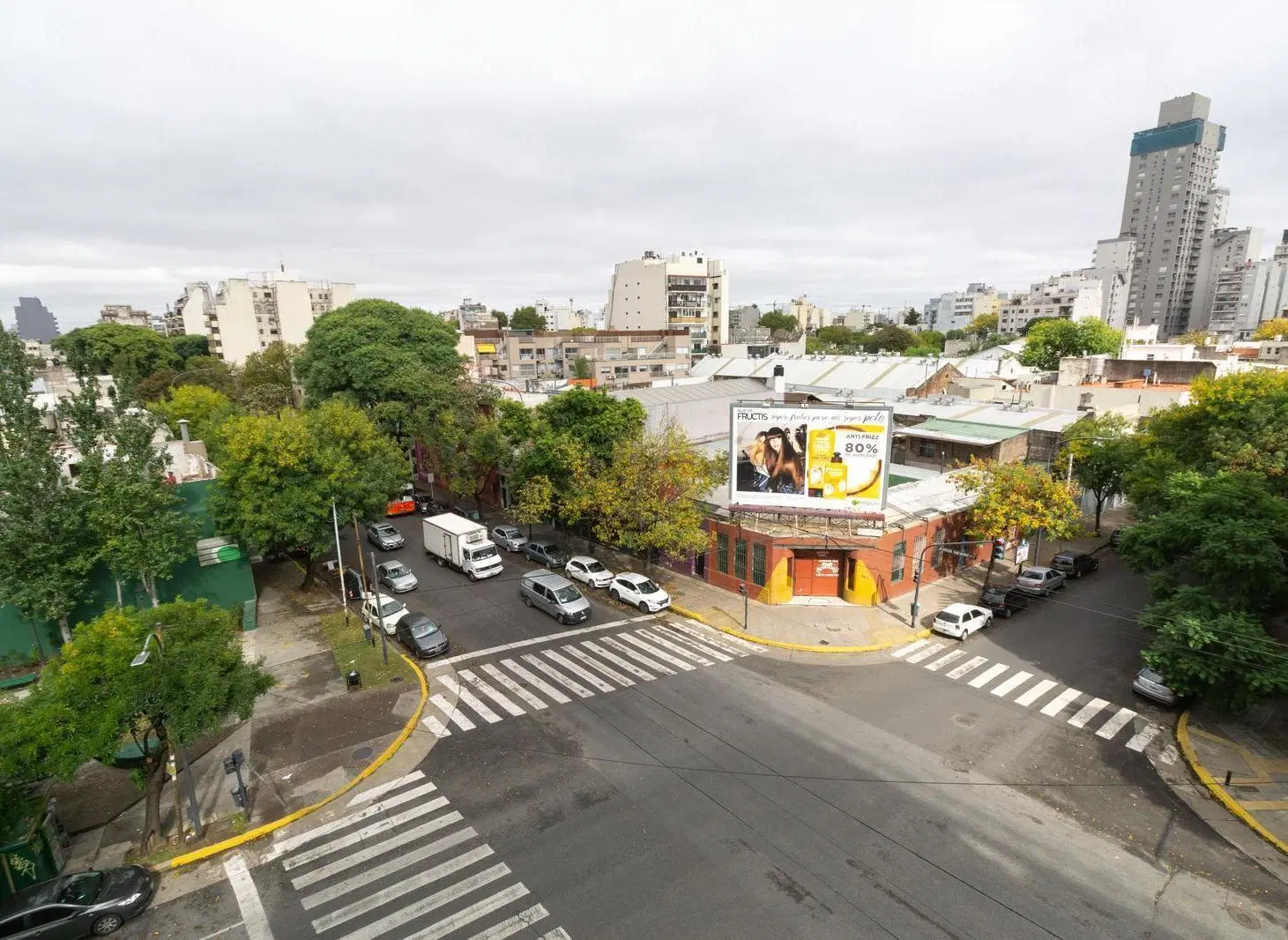 Venta con renta: Oficina premium 68m2 · Cochera fija  2 bauleras · Seg. 24 horas 2