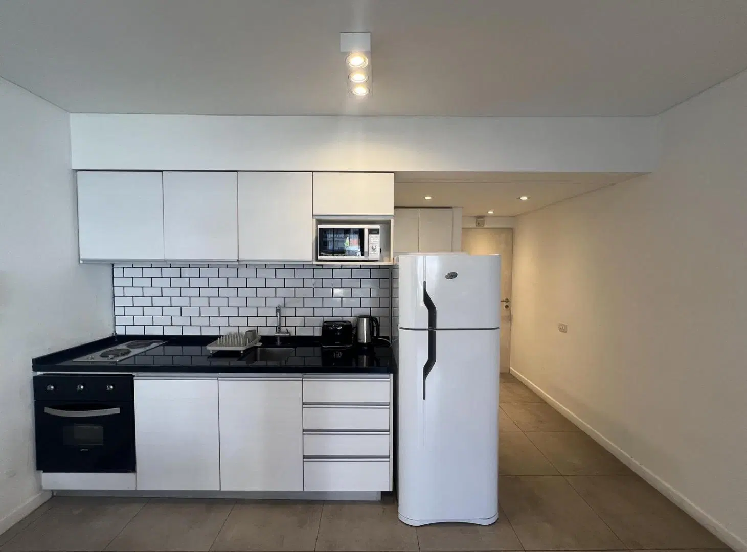 Venta: Precioso monoambiente • Apto profesional • Sum • Parrilla • Laundry 3