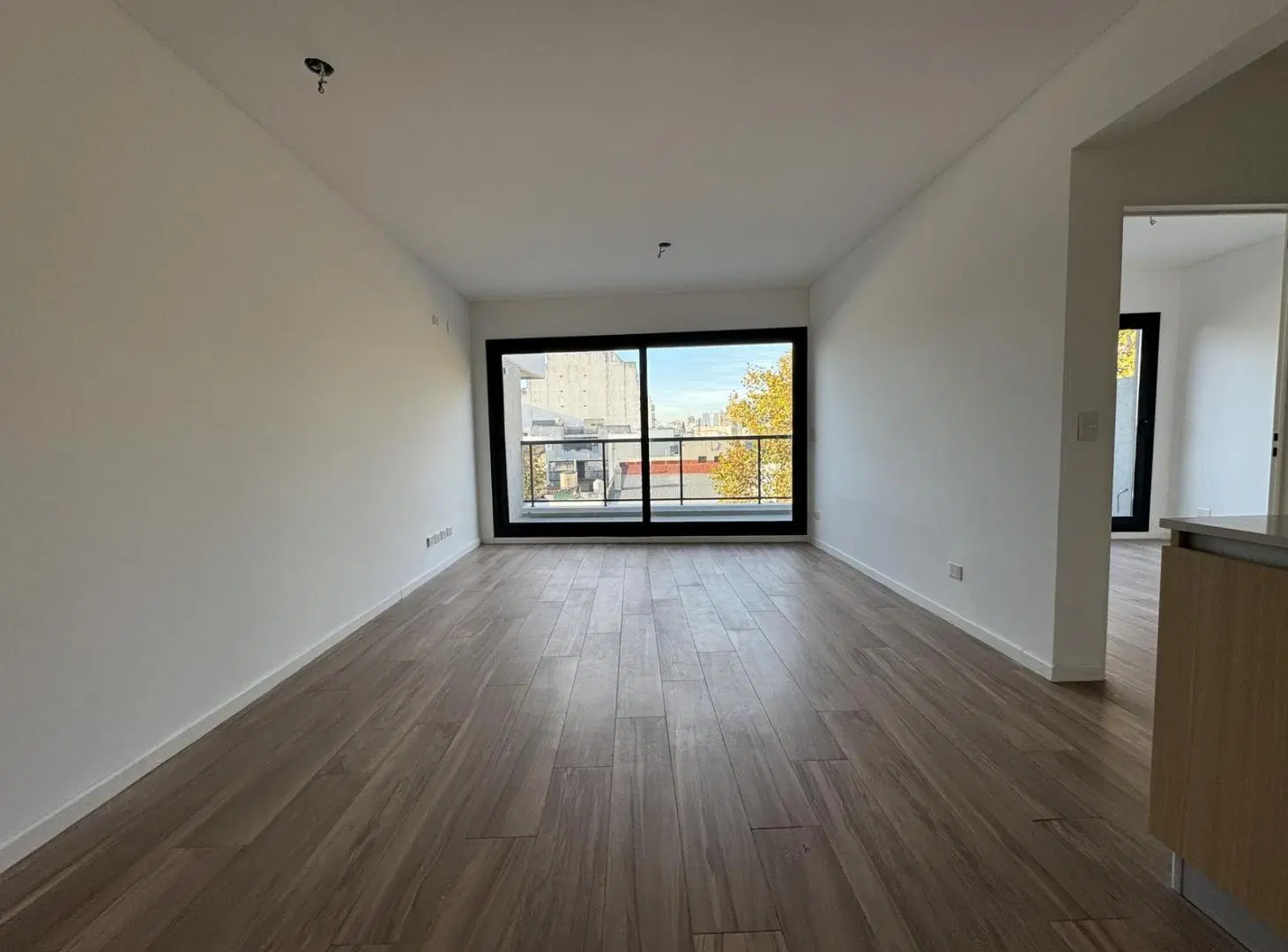 Entrega inmediata! Blue Cramer · Amplio 2 ambientes · balcón aterrazado · Apto profesional! 2