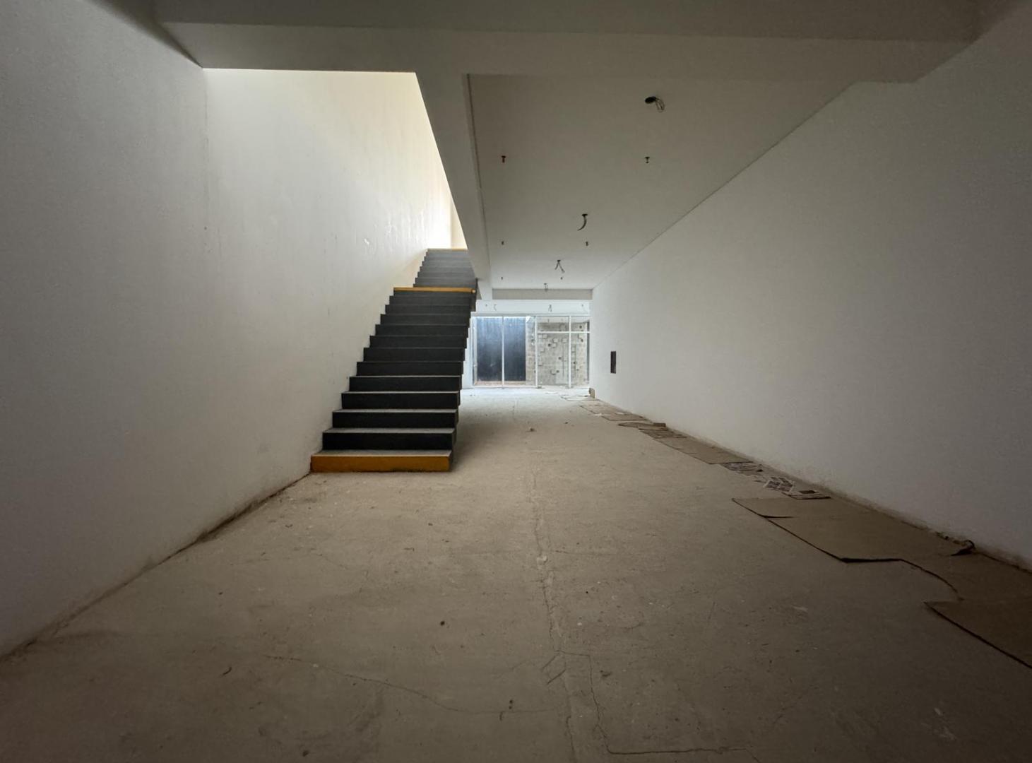 Alquiler Venta Local Comercial Belgrano Nuñez 2 plantas apto todo destino